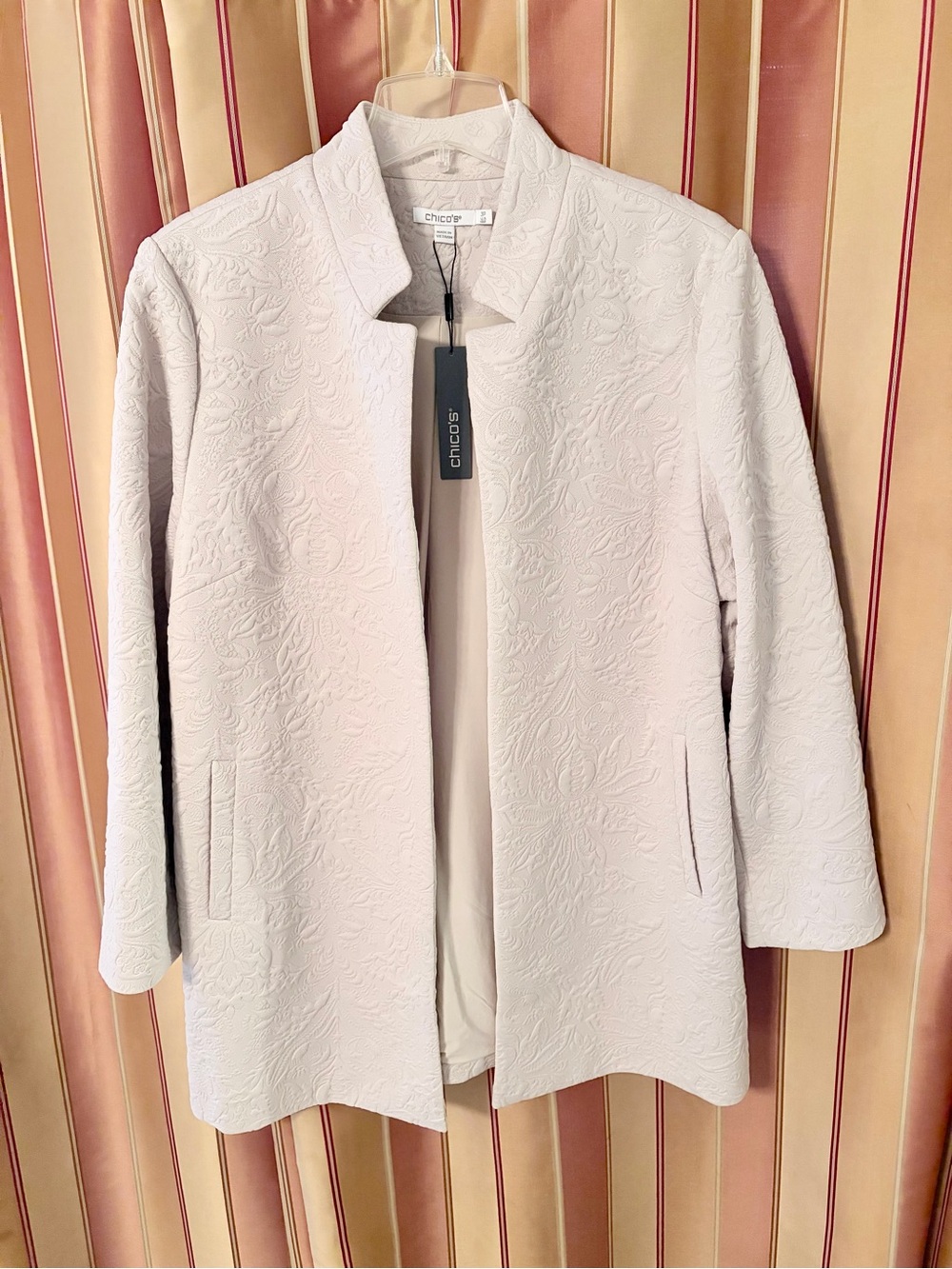 Chico's Women's Textured Open-Front Jacket in Beige size 3/US XL 14